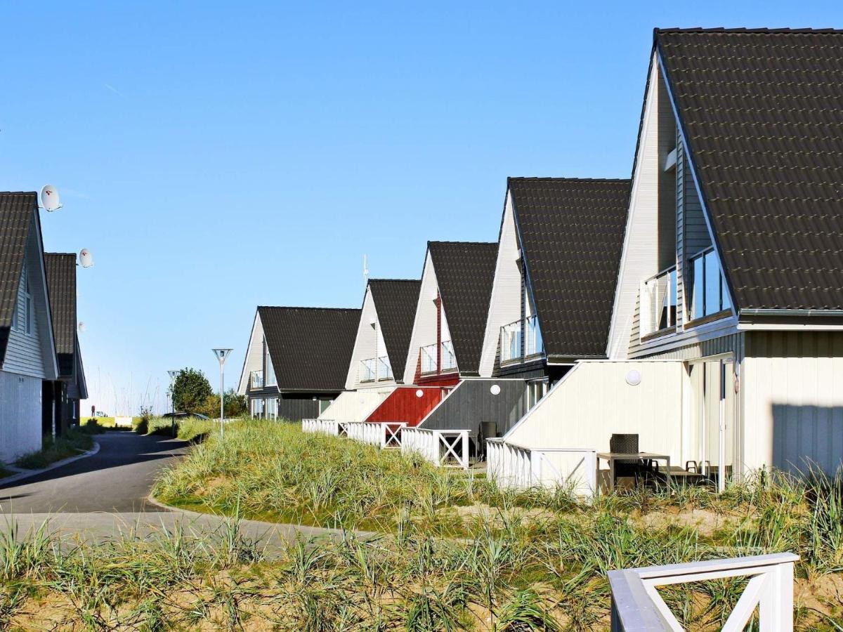 6 Person Holiday Home In Wendtorf Eksteriør billede